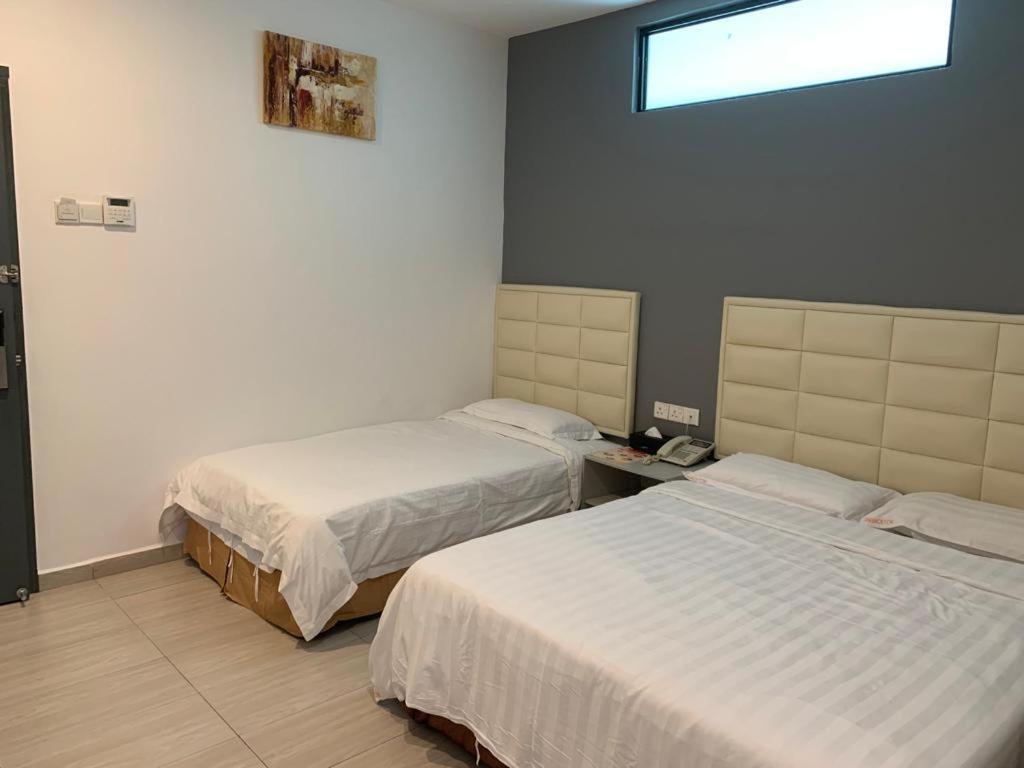 Fortune Hotel Johor Bahru Esterno foto