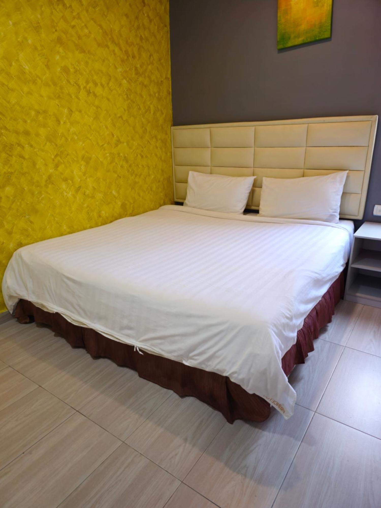 Fortune Hotel Johor Bahru Esterno foto
