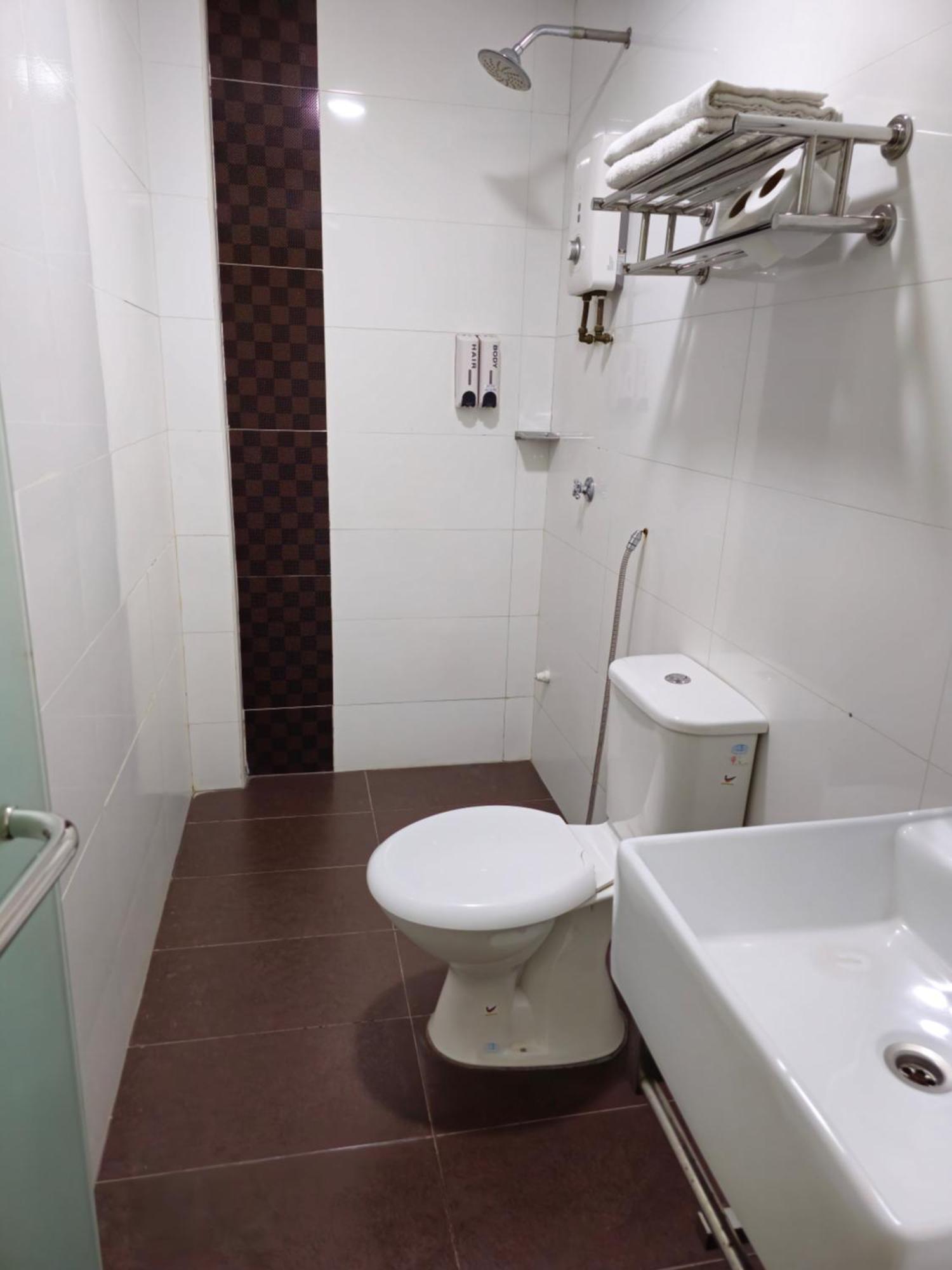 Fortune Hotel Johor Bahru Esterno foto